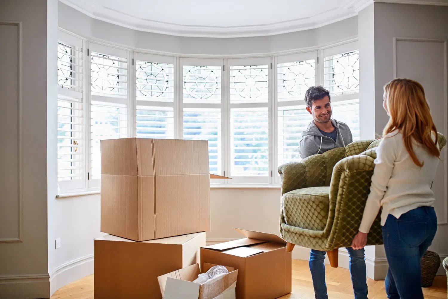 Long Distance Movers Calgary: Handling Your Items with Care