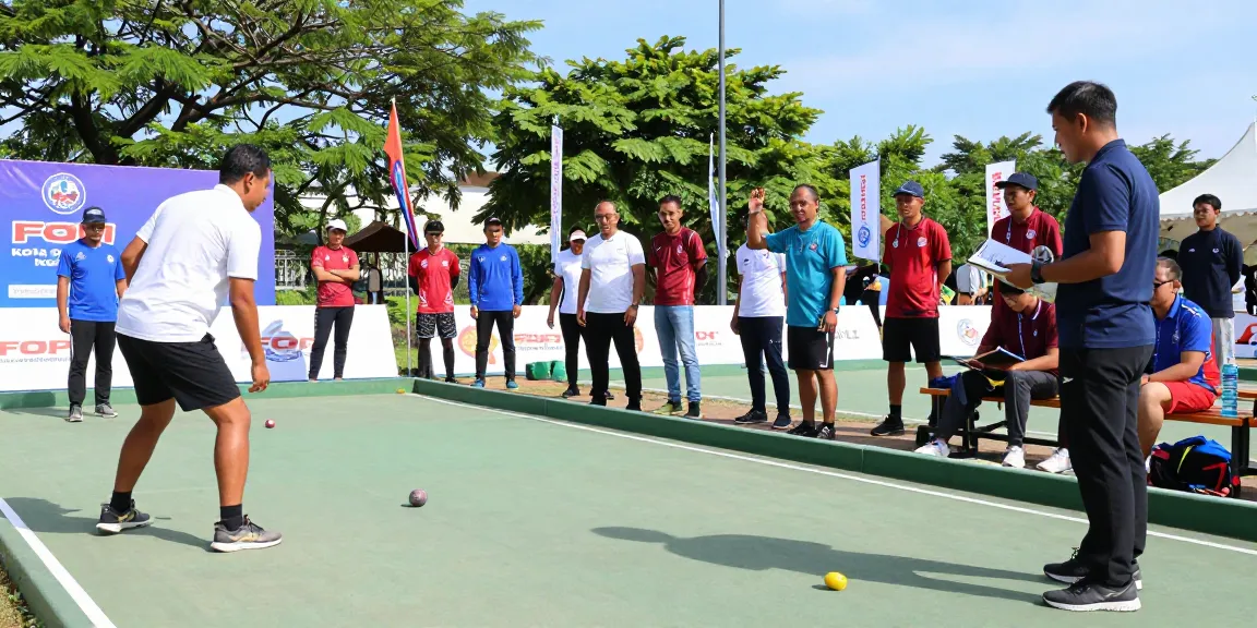 Pertandingan petanque di fopikotagorontal.org menunjukkan pemain yang beraksi dan kebersamaan komunitas.
