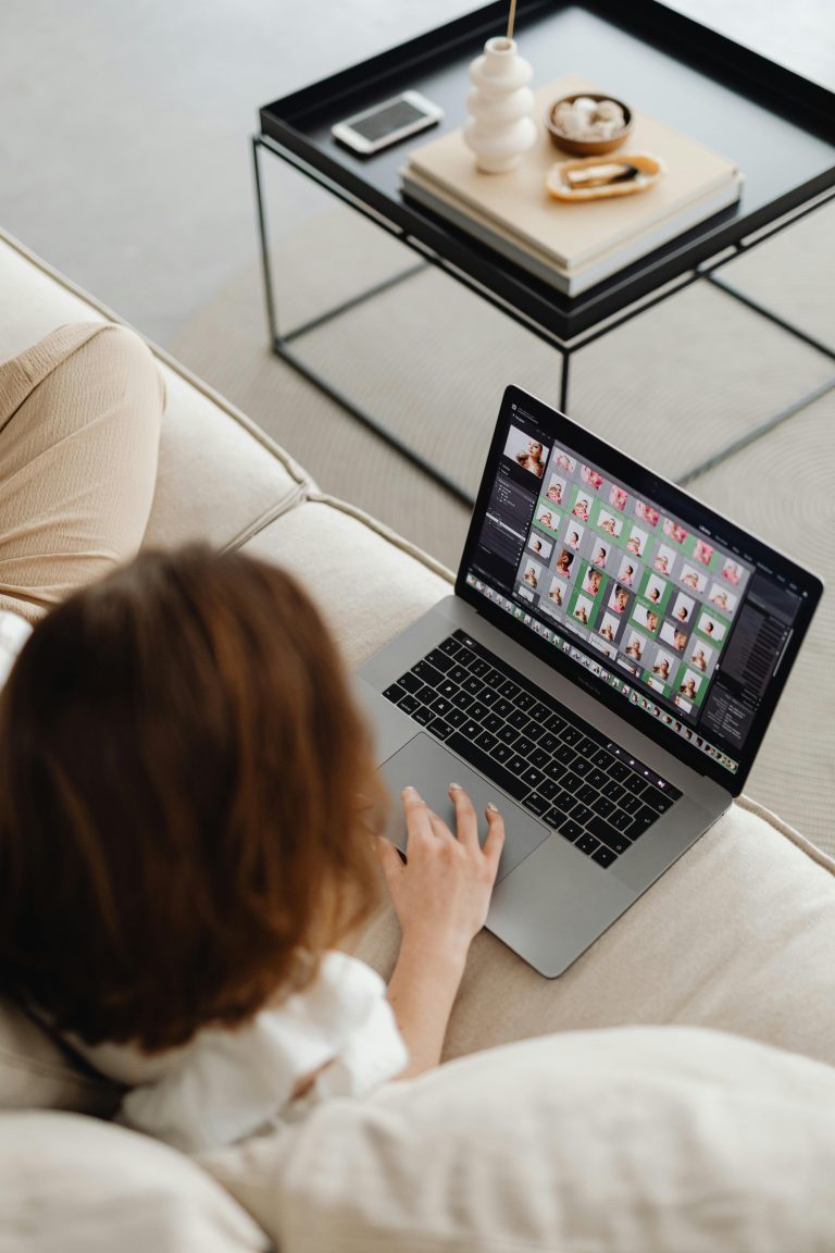 pexels-karolina-grabowska-7603052